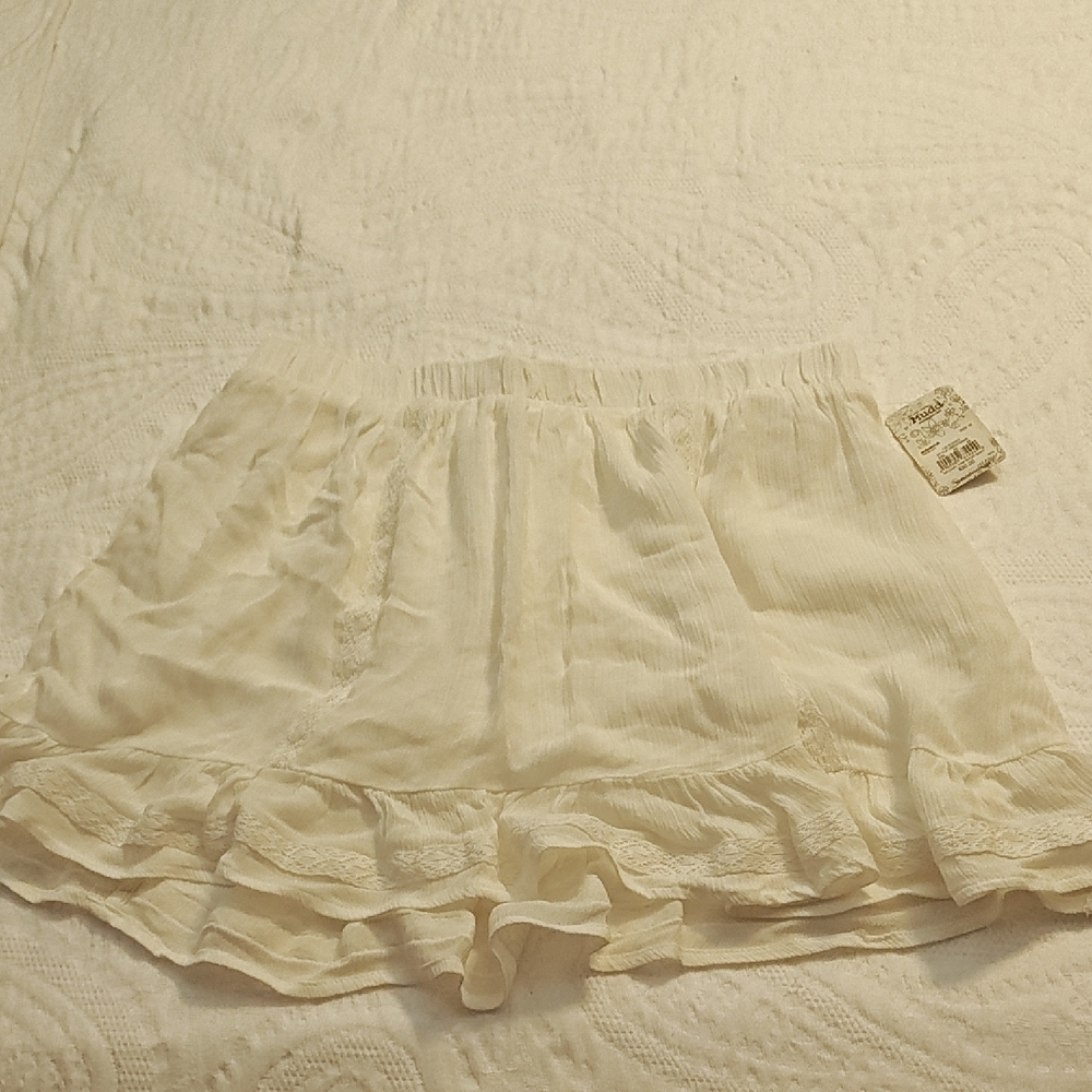 Cream Ruffled Skirt